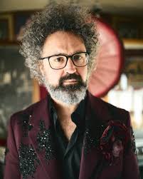 Per quanto mi riguarda, Sanremo finisce qui. Vince Simone Cristicchi.