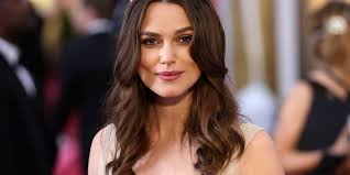 Lovelorn fan proposes to Keira Knightely during Broadway debut