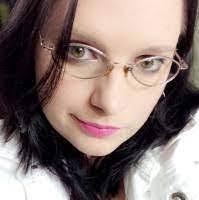 Katrina Grooms's Instagram, Twitter & Facebook