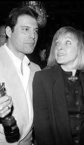 Queen singer inside his home ok! Freddie Mercury Mary Austin Queen Freddie Mercury Freddie Mercury