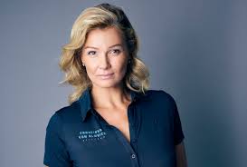 Die franziska van almsick stiftung will erreichen, dass wirklich jedes kind in deutschland mindestens eine schwimmart beherrscht. Franziska Van Almsick Hall Of Fame Des Deutschen Sports