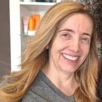 Claudia Drummond's Instagram, Twitter & Facebook