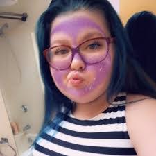 Brianna Richards's Instagram, Twitter & Facebook