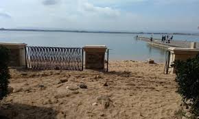 ¿qué hoteles hay cerca de fonte aretusa? Siracusa Arretra La Spiaggetta Aretusa Le Mareggiate La Spingono Fin Su La Villetta Siracusaoggi It