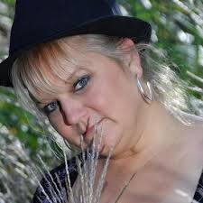 Agnes Beth (@AgnesBethBand)