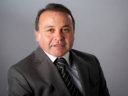 Biografia y Noticias de Gustavo Casas ||| TresLineas.com.ar