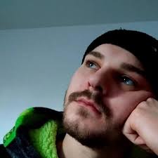 Kinda messed up that the writers of END GAME decided that Black Widow  should be the one who sacrifices herself because she's the one who doesn't  have children and therefore her life