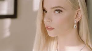 Родилась 16 апреля 1996 года в майами, флорида, (сша). Tiffany Co Anya Taylor Joy At The 2021 Golden Globe Awards Youtube