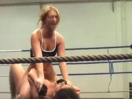 It was not yet given a rating by anyone. Free Catfight Porn Movies Lesbian Battle Porn Tube Xxx Female Wrestling Videos In Full Length 2 Pornl Com