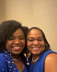 ✨ To Isabelle, Lila and Marcelino she is Nanna ✨ To my Daddy she is Honey ✨  To many students and staff for 30+ years she is Mrs. Moss ✨ To her