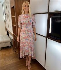 The this morning presenter is known for her amazing anotehr said: Holly Willoughby S This Morning Outfit Star Brightens Up Our Screens In Stunning Floral Dress Worth 69 Ok Magazine