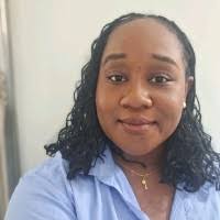 500+ profilů „Leššo“