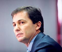 Cum explică Daniel Morar, judecător la Curtea Constituţională, decizia  privind cartelele PrePay