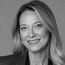 Ada Banks's Instagram, Twitter & Facebook