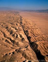 Aerial Photograph Of The San Andreas Fault As It Crosses The Carrizo Plain Some 300 Miles South Of San Francisco It Extends Almost The Full Length Of Cal Aarde