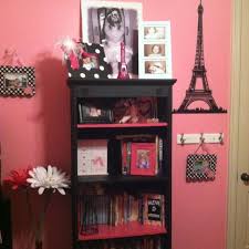 Windows are a dramatic backdrop for ethan allen's quincy bed, with roman shades from the shade store. Paris Room Cant Wait To Get Jarrahs Room Done Def Putting A Shelf Like This Paris Themed Room Paris Themed Bedroom Paris Room Decor