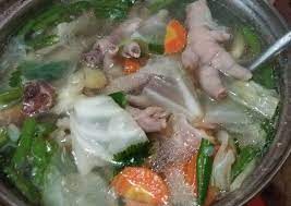 Ceker ayam dipotong kukunya lalu kupas kulitnya, kalau perlu rendam air panas (mendidih) sebentar saja untuk. Kiat Kiat Membuat Sayur Sop Ceker Enak Resep Us