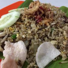 It is rice congee with shredded chicken meat served with some condiments, such as chopped scallion, crispy fried shallot, celery, tongcay (preserved salted vegetables), fried soybean, chinese crullers. Fotos En Ai Siang Nasi Ayam Bubur Ayam Seafood 6 Tips De 18 Visitantes