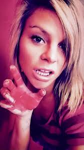 Another female could NEVER intimidate me. You aint me & i dont wanna be  youu 😘.