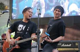 Comment must not exceed 1000 characters. Anji Reunian Dengan Band Drive Di Konser Amal Untuk Korban Bencana Tabloidbintang Com