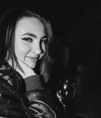 Lucy Parish (@lucy.parish) • Threads, Say more