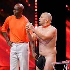 Das Supertalent: Bruce Darnell verärgert über Nackt-Künstler | STERN.de