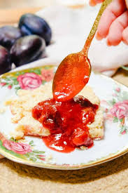 Scones Teegeback Mit Beschwipstem Zwetschgenkompott Food Blog Ninastrada Rezept In 2020 Rezepte Rezepte Mit Obst Scones Rezept