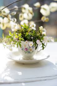 Check spelling or type a new query. Bratte Bakka Og Grone Lier Paskesol Flower Decorations Floral Arrangements Love Flowers