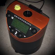 The history of the seismograph is a long one. Broadband Seismograph 120s 60hz Or 40s 90hz The Gecko Prism Earth Sciences