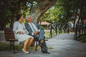 ¿quieres celebrar tus bodas de oro de forma especial? Ideas Para Bodas De Oro Facilisimo Com