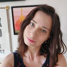 Emily Passmore's Instagram, Twitter & Facebook