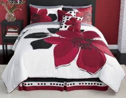 Black And White Quilt Sets 8 Pieces Marisol Red Black White Comforter Bed In A Bag Set Queen Size Bedding Sheets With Images Red Bedding Red Bedding Sets White Comforter