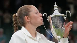 Ostapenko y la triple corona: el increíble logro que conquistó en Wimbledon 2026