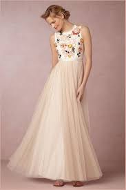 10 Superb Maxi Dress For Wedding Reception