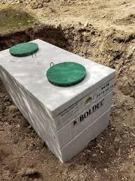 Yeast helps actively breaks down waste solids when added to your septic system. Septic Tank Wikipedia
