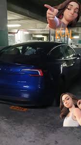 El noche nuevo de eliva Muy bonito es modelo muy bien yo no voy compar  coche ya no porque culpa mi príncipe Mau ya no