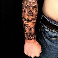 Tattoos, piercing, clothing, accessories, smoke shop, barber, at the hood we have it all! Mister Cartoon Tattoos