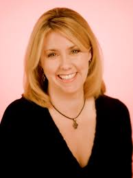 Must-read romances: 'Eye of the Beholder,' 'The Never Never Sisters'