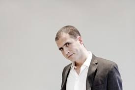 Esmiúça os sufrágios (2009), gato fedorento: Ricardo Araujo Pereira Troca Tvi Pela Sic Fora De Campo Jornal Record