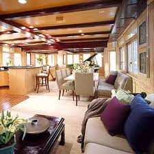 Houseboat Interior Love The Ceiling Wonder If I Can Diy It Somehow In My Houseboat Hmmmm Floating House House Boat Boat House Interior