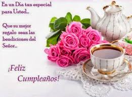 Que su próximo año lo sorprenda con la felicidad de las sonrisas, el sentimiento de amor, etc. Lindos Saludos De Cumpleanos Con Rosas Frases Para Un Feliz Cumpleanos