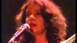 Terre and Suzzy Roche Remember the Roches' 1982 LP 'Keep