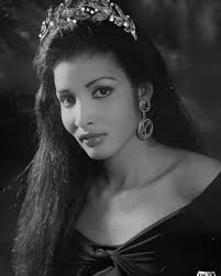 BIANCA ONOH (Bianca Odumegwu-Ojukwu), MISS MARTINI According to  @biancaodumegwuojukwu, “| was just a college student in England, in my late  teens, decades ago, when I won my first beauty contest, MISS MARTINI,