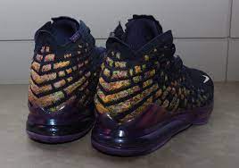 James laced up the nike lebron 17 monstars to get the festivities started. Nike Lebron 17 Monstars Cd5050 400 Release Date Sneakernews Com