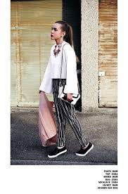 Black And White Striped Skirt Outfit Ideas Super Stylish Black And White Outfit Ideas To Try Striped Skirt Outfit Black White Outfit Chic Outfits