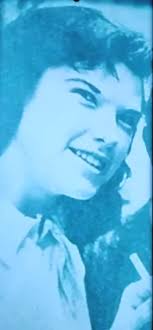 Who were Spinelli's backup dancers?