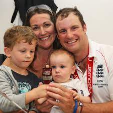 See what ruth strauss (ruthstrauss) has discovered on pinterest, the world's biggest collection of ideas. Ruth Strauss Wife Of Former Cricketer Andrew Dies Aged 46 Andrew Strauss The Guardian