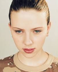 Founded in New York in the late nineties, INDEX Magazine is a snapshot of a  moment in blooming pop culture at the turn of the twentieth century. Though  the magazine closed its