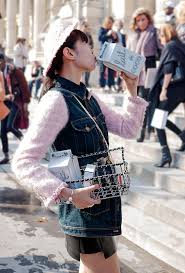 Exit Chanel Ss2015 Streetstyle Leaf Greener Lait De Coco Photographie Carole Touati For Lelook Street Style Fashion Style