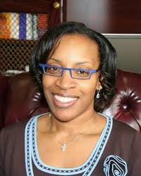 Kim Dyce's Instagram, Twitter & Facebook